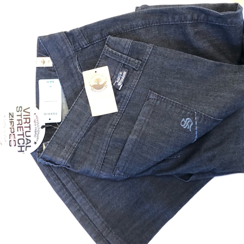 Torrid  dark wash jeans